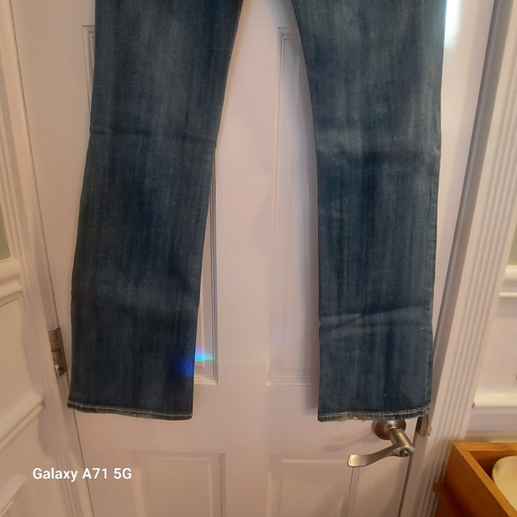 Miss Me Boot Cut Jeans with Cross Embellishments 29 waist 35 length - Picture 6 of 9